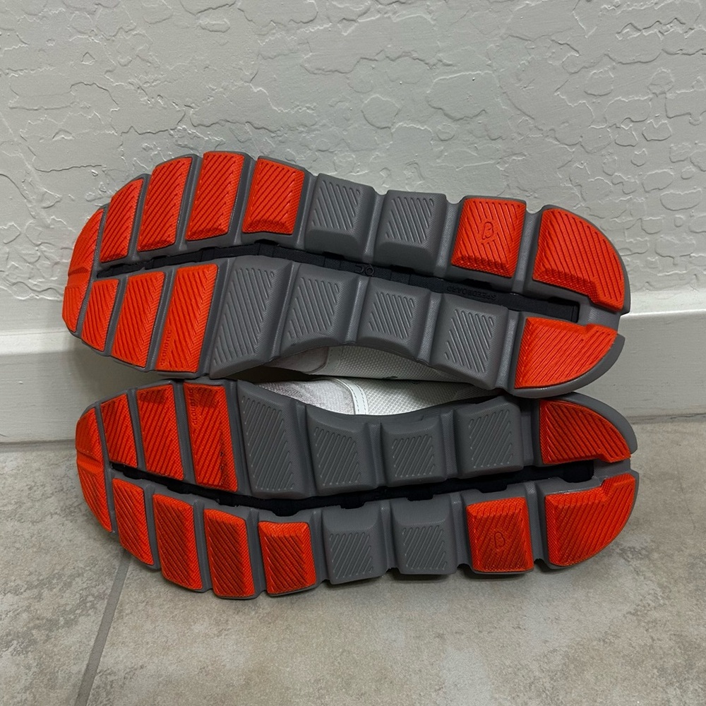 On Running Wmns Cloud X 3 'Ivory Alloy' Sz. 9.5 - Picture 9 of 10